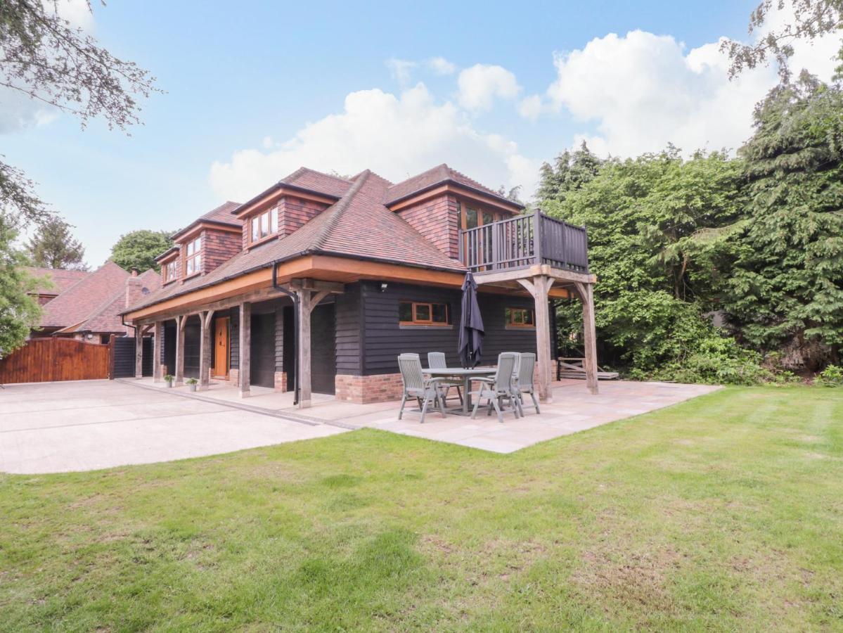 The Barn At Mulberry Lodge Мейдстон Экстерьер фото